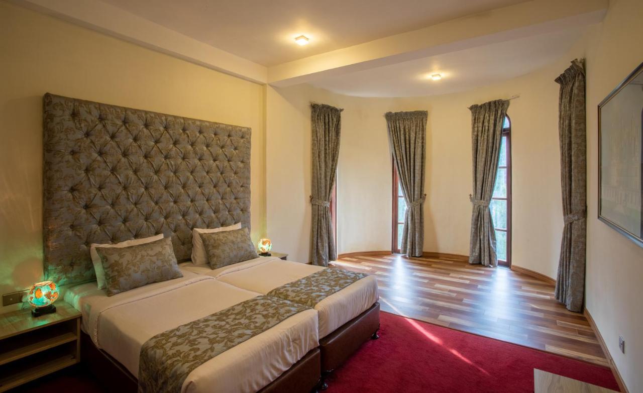 The Wind Castle Hotel Nuwara Eliya Ngoại thất bức ảnh
