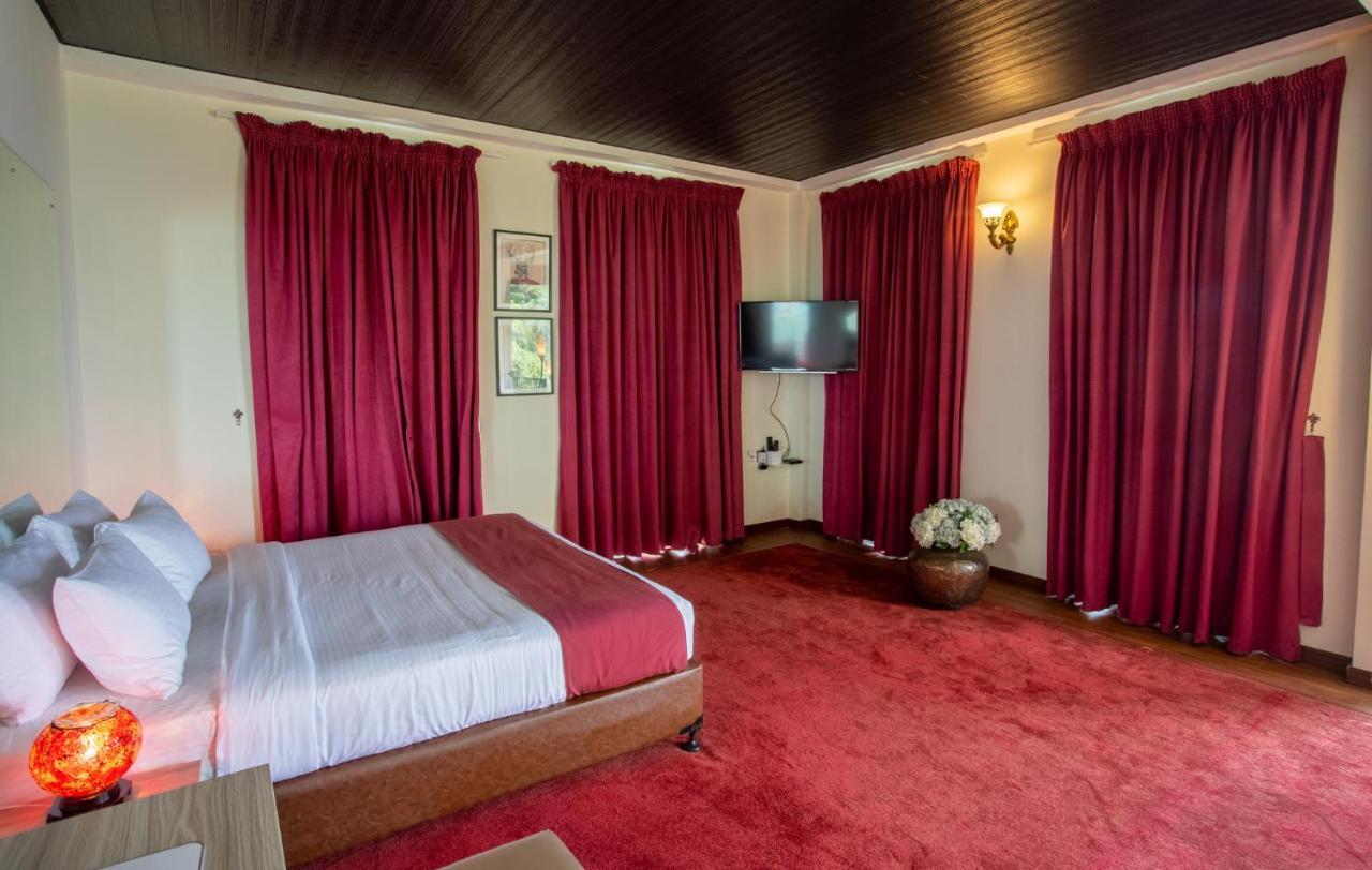The Wind Castle Hotel Nuwara Eliya Ngoại thất bức ảnh