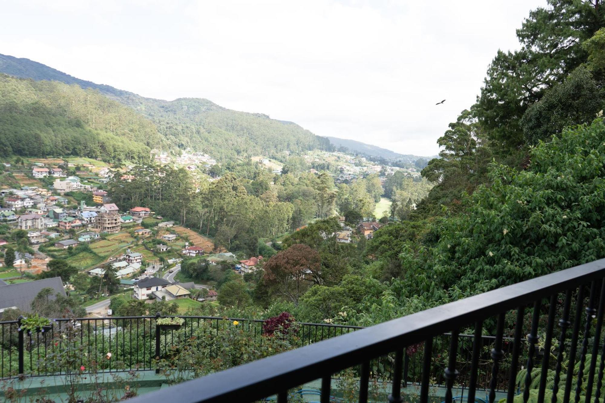 The Wind Castle Hotel Nuwara Eliya Ngoại thất bức ảnh