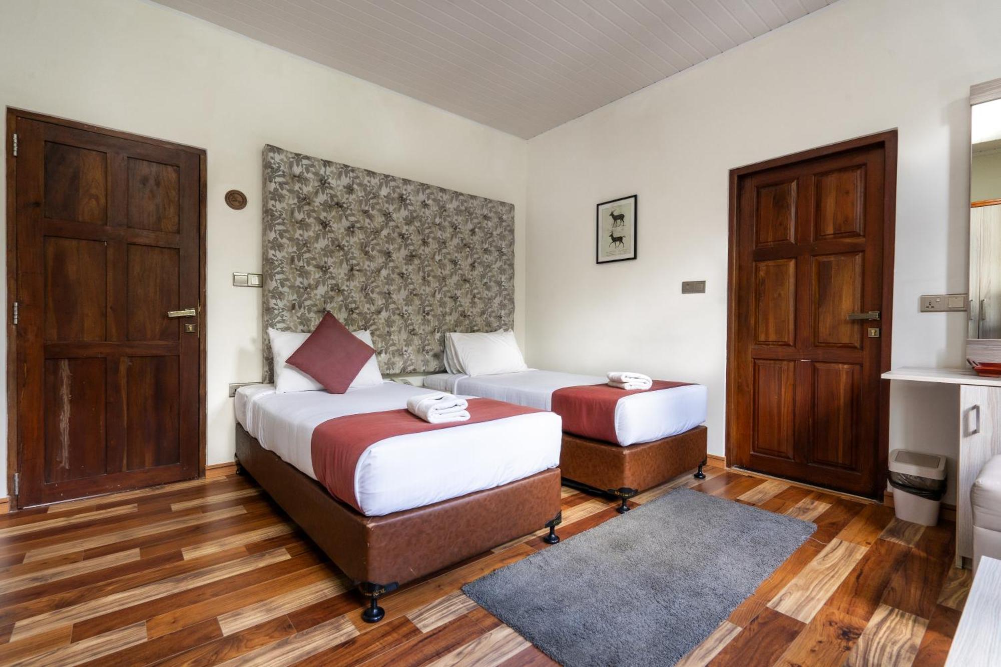 The Wind Castle Hotel Nuwara Eliya Ngoại thất bức ảnh