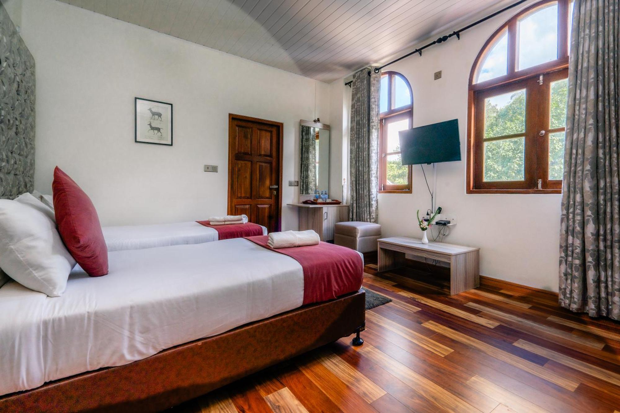 The Wind Castle Hotel Nuwara Eliya Ngoại thất bức ảnh